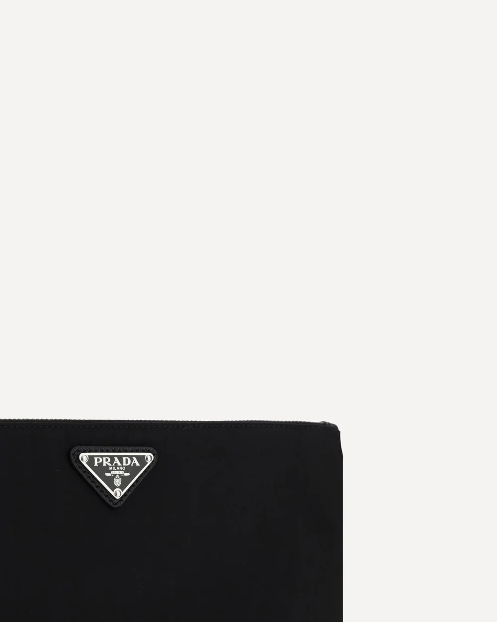 Pochette Nera in Nylon con Placchetta Metallica Logo Prada