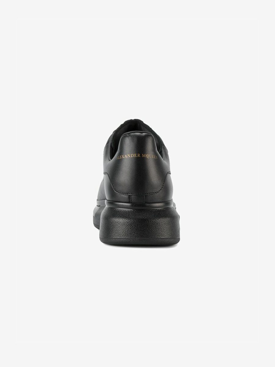 Sneakers Total Black Alexander McQueen
