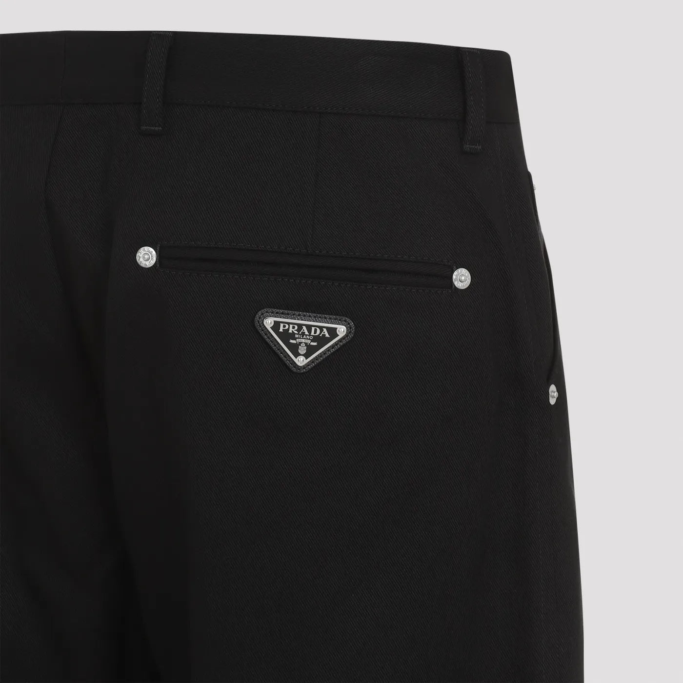 Pantalone Nero con Placchetta Retro Prada