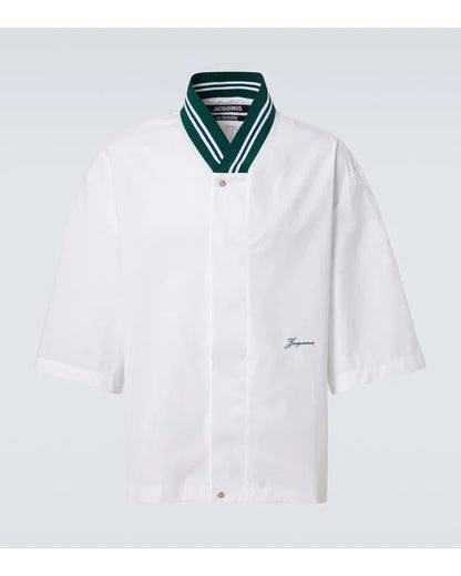 Camicia Bianca Mezze Maniche Con Collo a Contrasto Verde Jacquemus