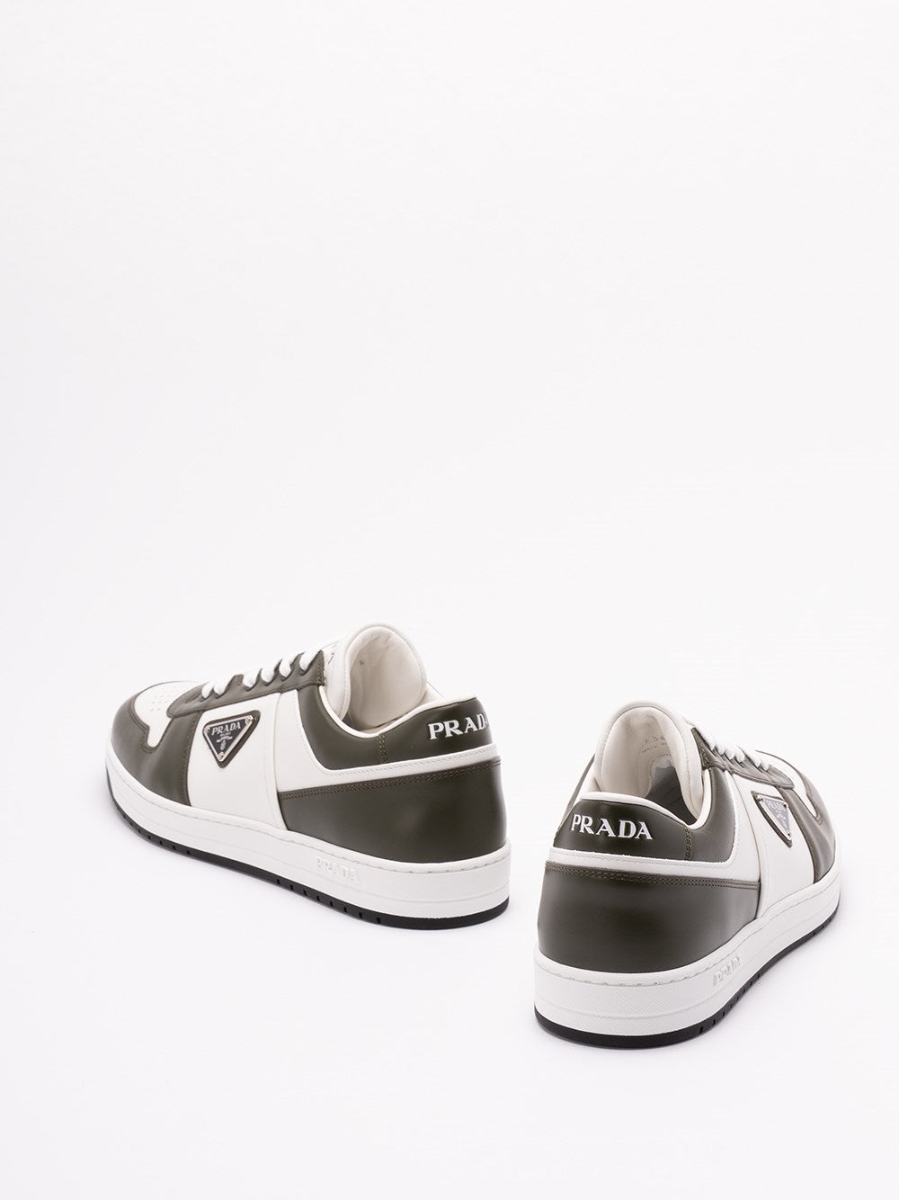 Sneakers Downtown Bianca e Militare con Placchetta Metallica Prada