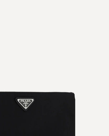 Pochette Nera in Nylon con Placchetta Metallica Logo Prada