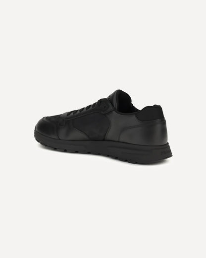 Sneakers Re-Nylon Nera Placchetta Prada