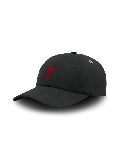 Cappello Nero con Logo Cuore Ami Paris