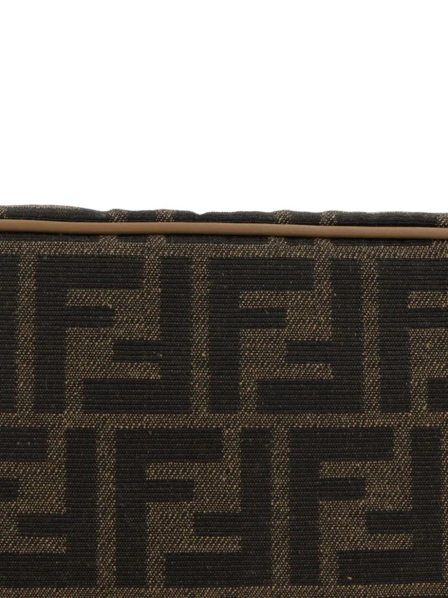 Beauty Case Logo Classico All Over Fendi