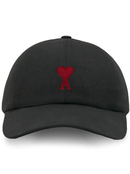 Cappello Nero con Logo Cuore Ami Paris