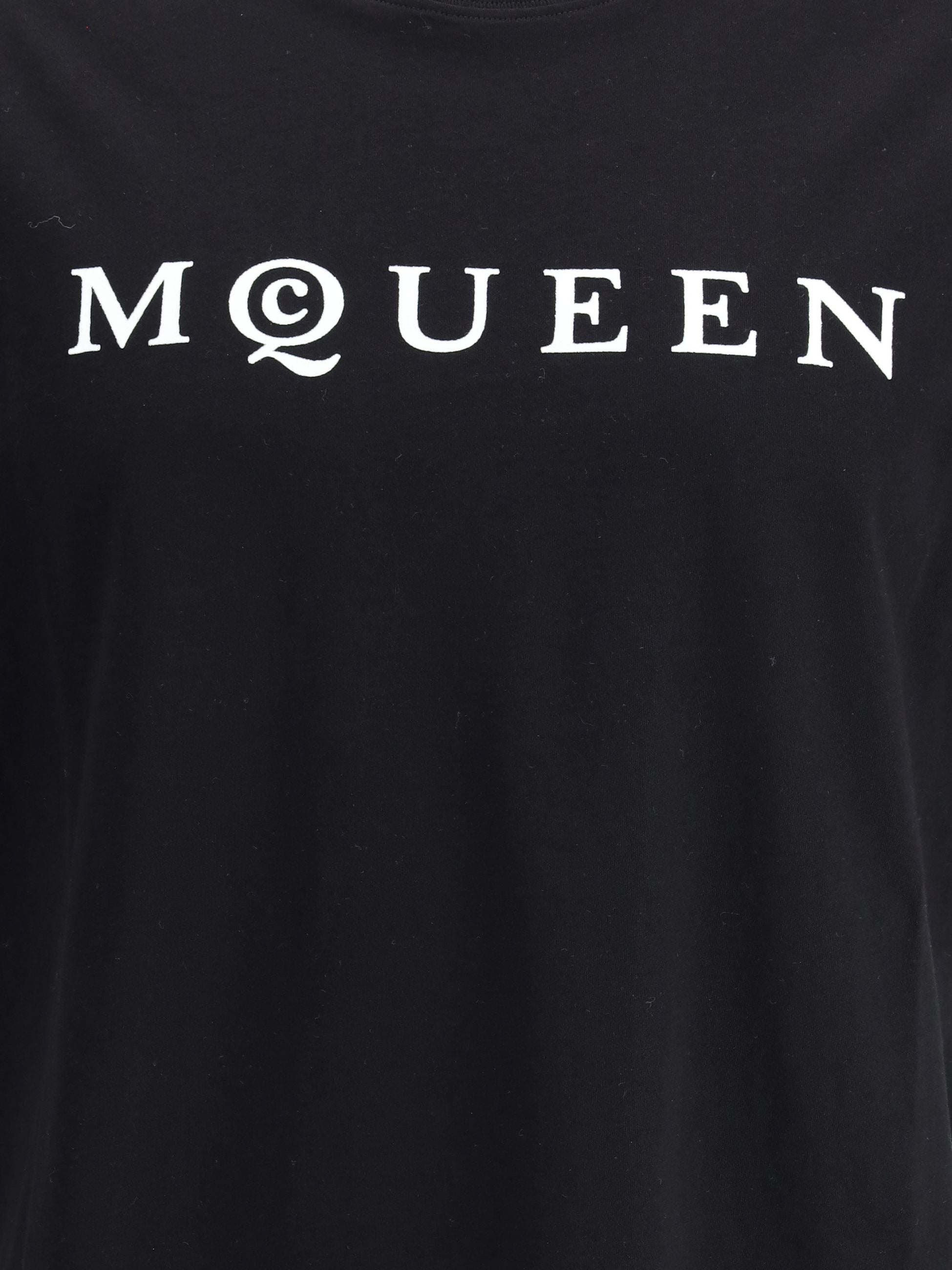T-Shirt Nera Logo Petto Alexander McQueen
