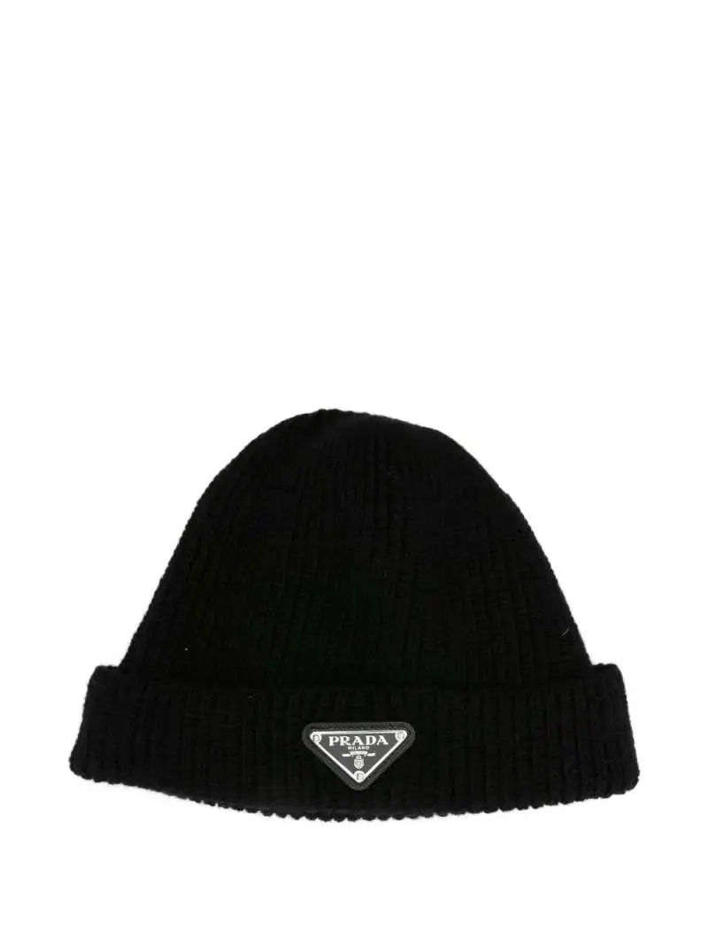 Cappello Nero In Lana Placchetta Prada