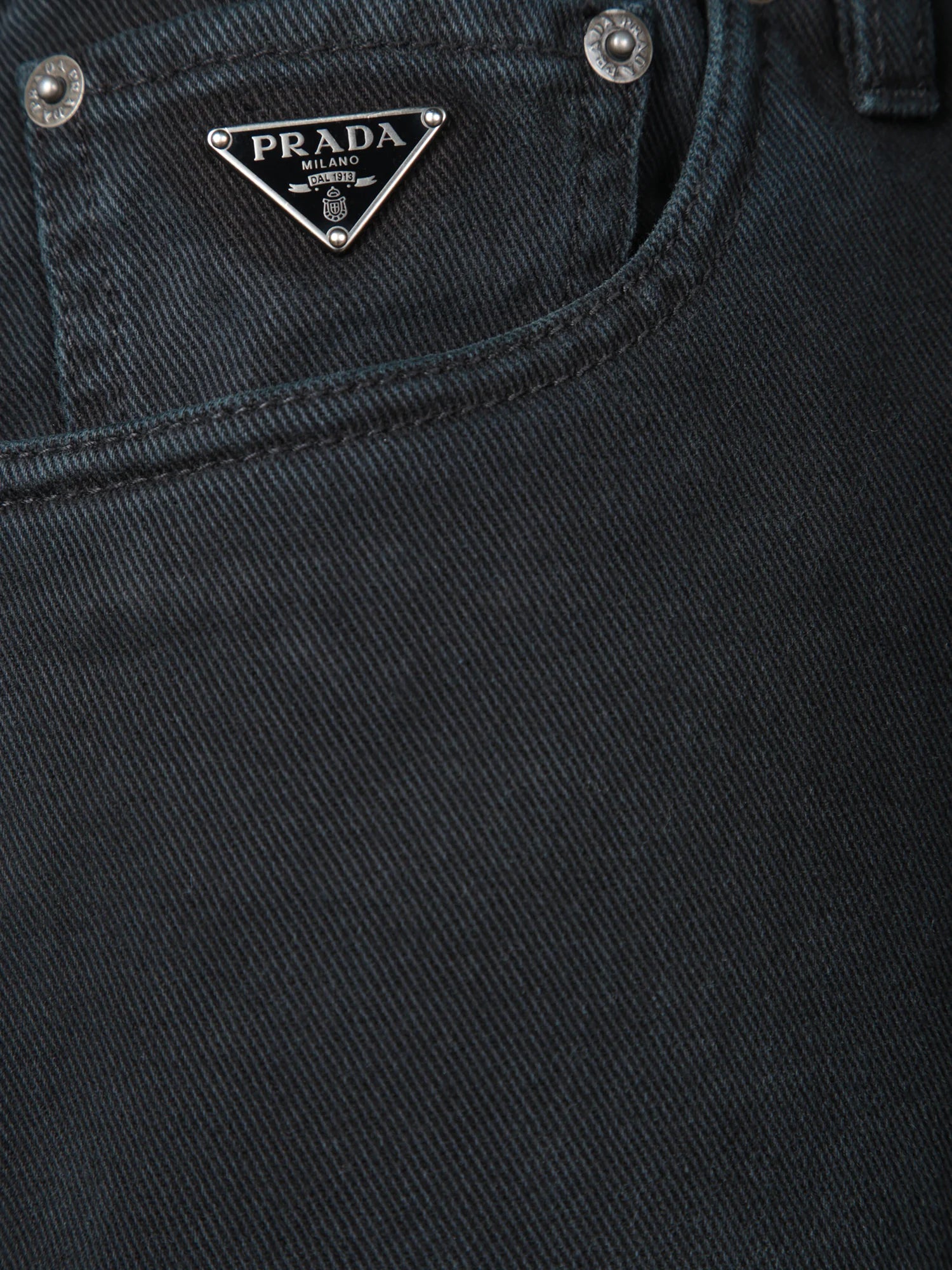 Jeans in Denim Scuro con Placchetta Prada